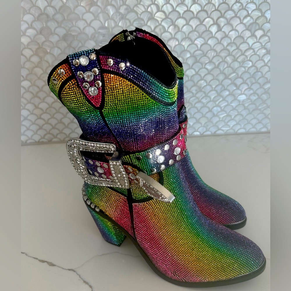 SHERIFF SHINE COWBOY BOOTS - RAINBOW BRAND NEW IN BOX. SIZE 10. DOLLS KILL"